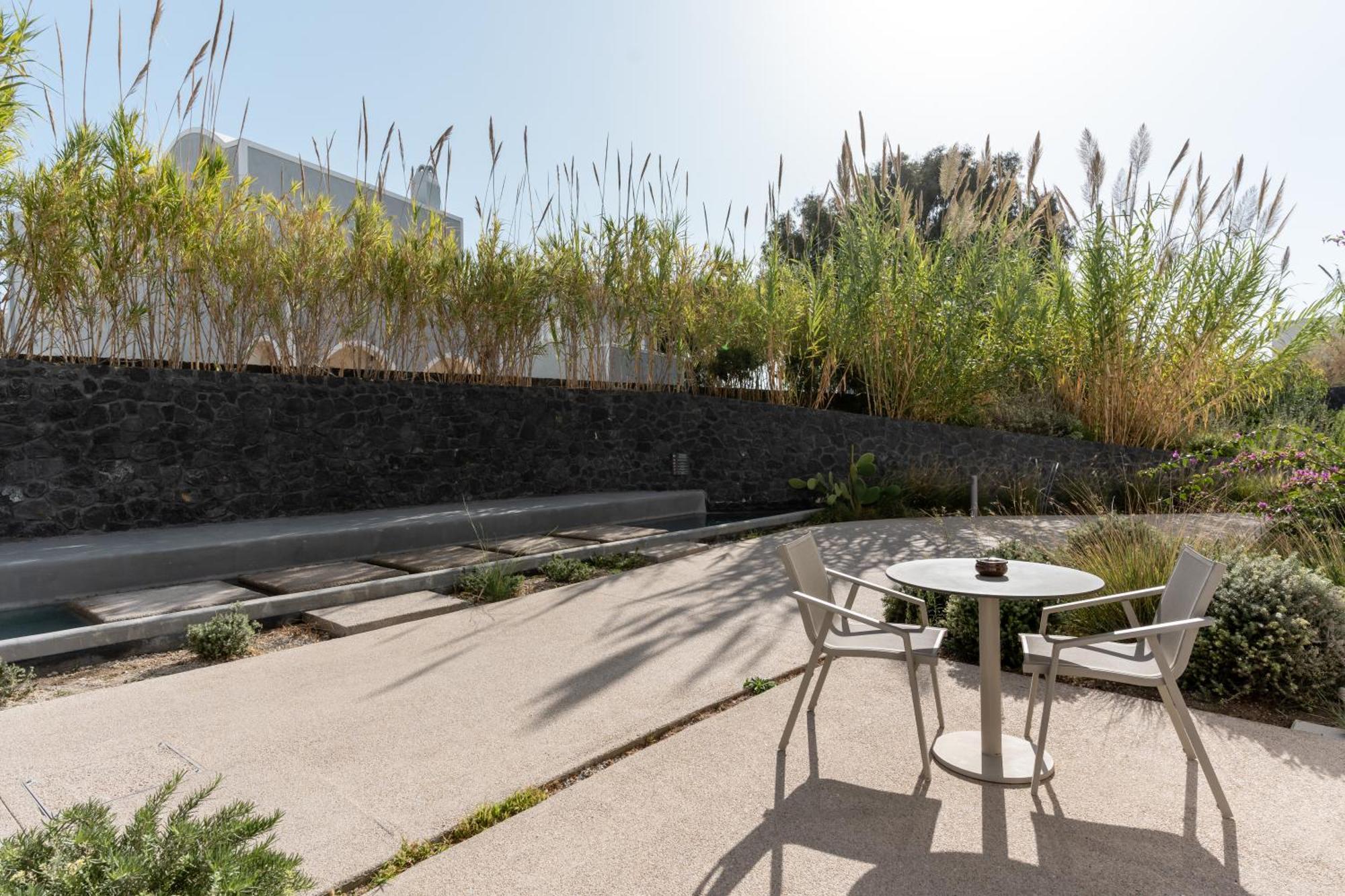 Orama Hotel & Spa Fira  Luaran gambar The garden